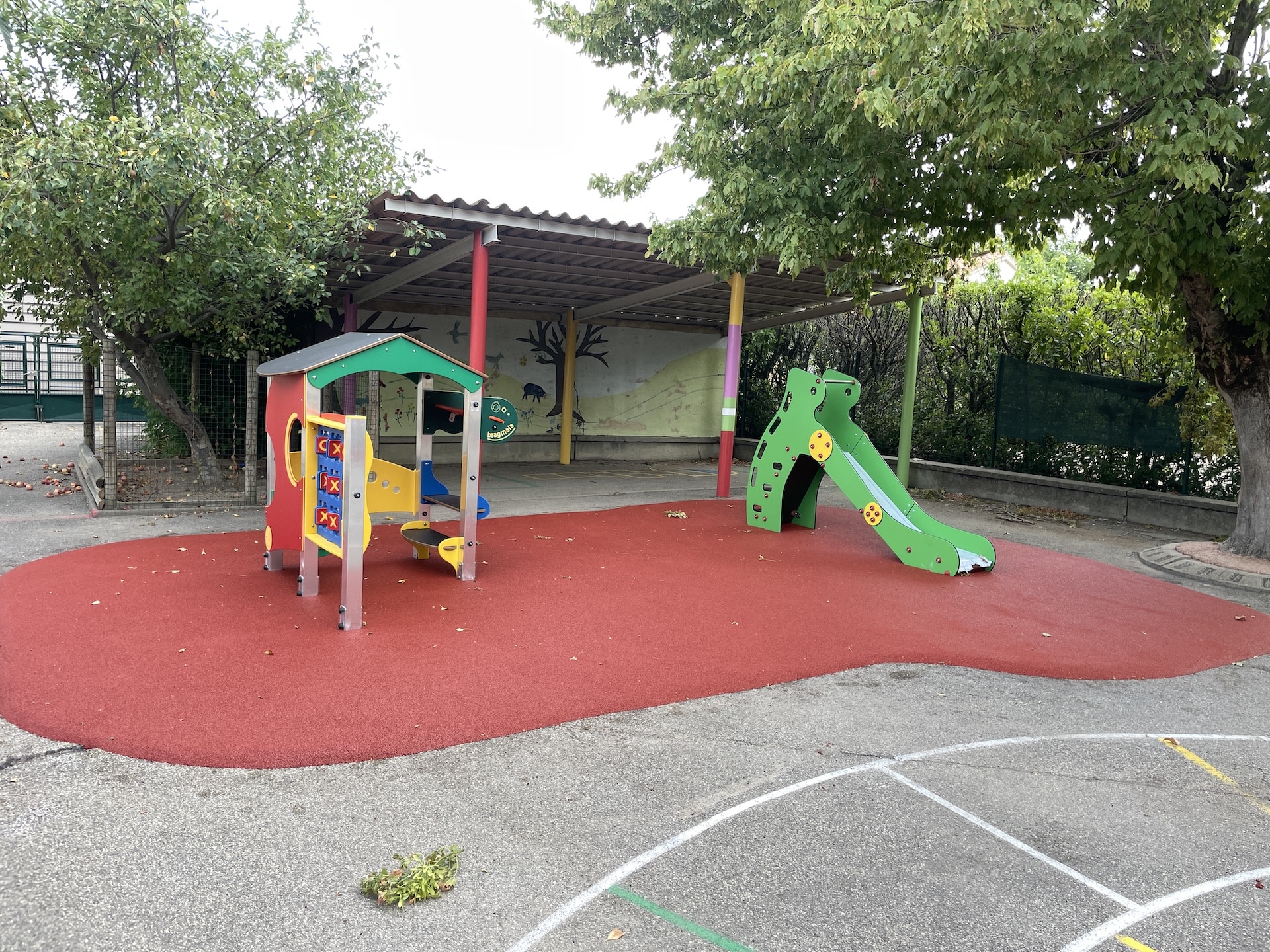 espace de jeux bedarrides école vaucluse 84