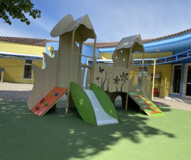 aire de jeux crèche vaucluse monteux