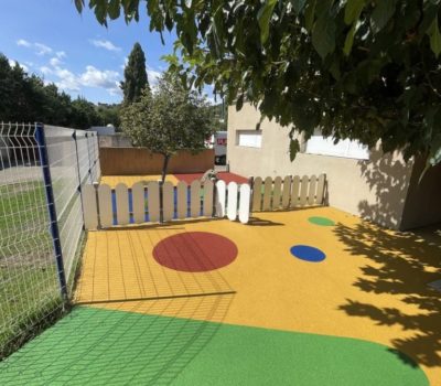 revêtement amortissant extérieur crèche vaucluse, drôme, gard, ardèche