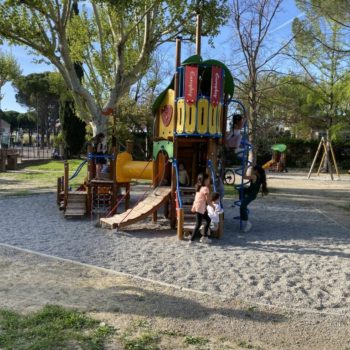 structure multi-activités jeux toboggan playtil