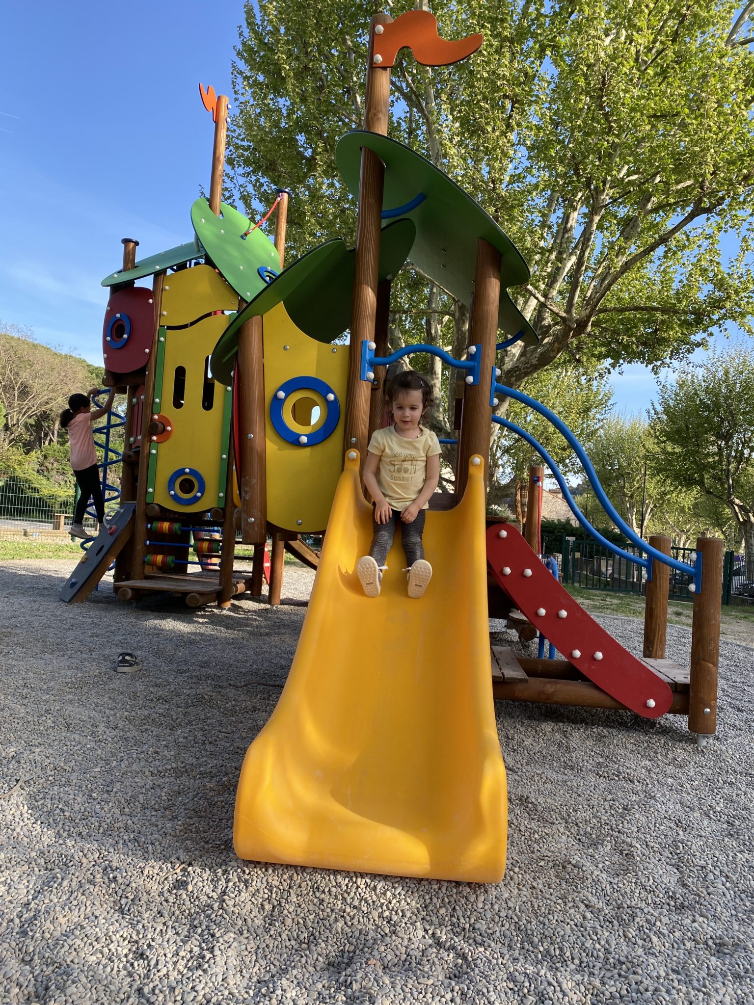 aire de jeux vaison-la-romaine vaucluse 84, drôme 26, ardèche 07