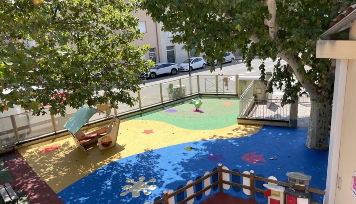 sol amortissant ludique crèche vaucluse, drôme, gard, ardèche, bouches-du-rhône
