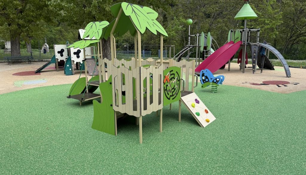 aire de jeux petite enfance Nyons Drôme, Vaucluse, Bouches-du-Rhône, Ardèche, Gard