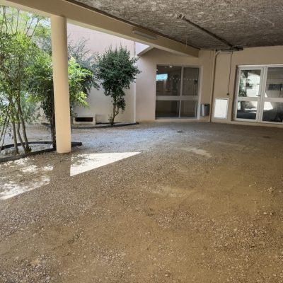 sol souple caoutchouc hôpital patio unité mère enfant avignon, vaucluse drôme, bouches-du-rhône