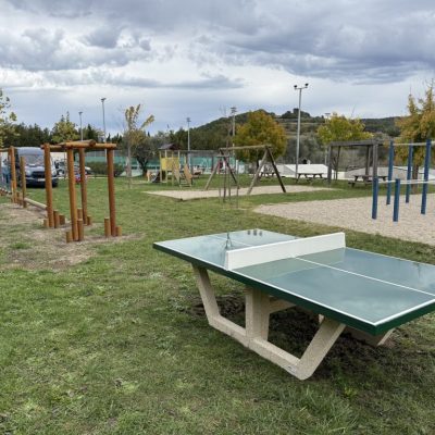 IMG_8321 nouveaux équipements ludiques espace saladier, Villedieu, Vaucluse