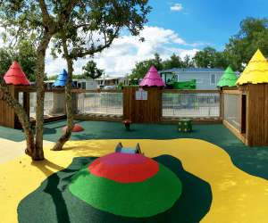 Saint-Alban-Auriolles - Ardèche (07) Réalisations Aire de jeux, sol amortissant EPDM
