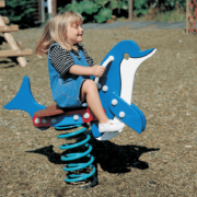 2 - 6 ans Aires de jeux collectivités, jeu sur ressort