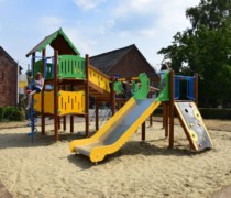 3 - 15 ans Aires de jeux collectivités, structure multi-activités