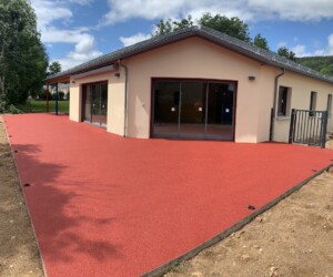 Chastel-Nouvel, Lozère (48) sol amortissant EPDM crèche
