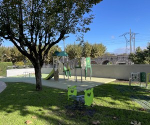 Le Pouzin, Ardèche (07) Aire de jeux métal Le Pouzin ardèche, ecteurs Drôme, Vaucluse, hautes-alpes, Gard