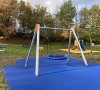 Balançoire inclusive métal collectivités